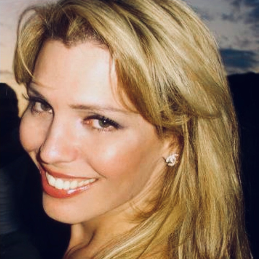 Meet your Posher, Juliana